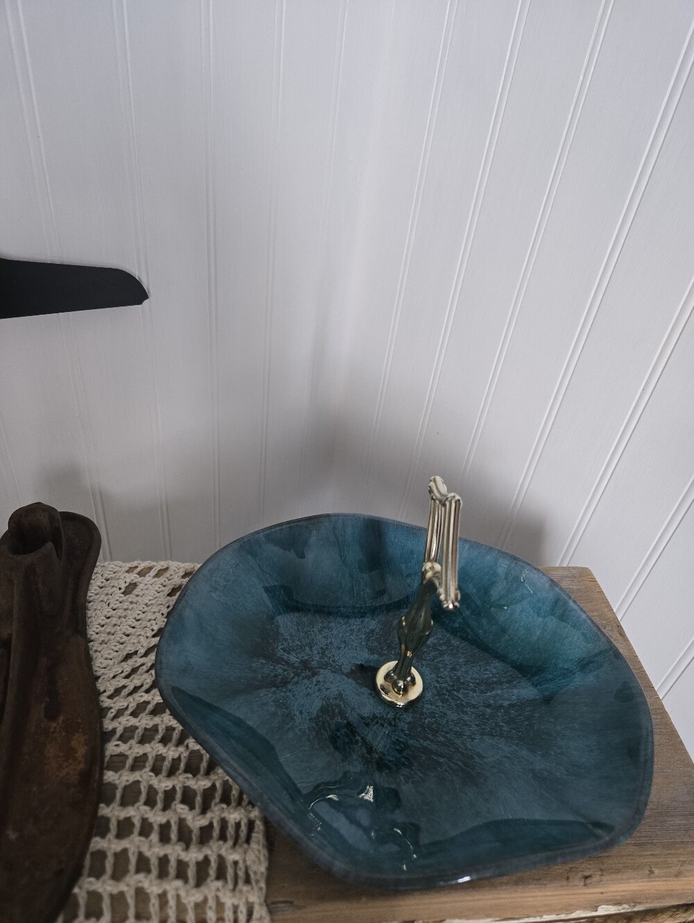 Vintage Blue Mountain Pottery Teal Drip Glaze Handled Tidbit Tray - Picture 3 of 7